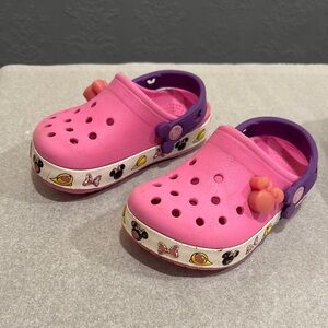 Crocs 🐊 Kids Pink Clogs with Purple Strap
